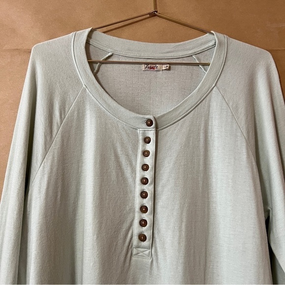 Faherty | Cloud Henley T-shirt Button Front Popover Top Pima Cotton Size L - Picture 4 of 13